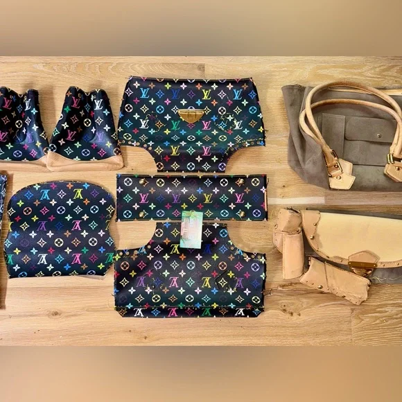 💝 Louis Vuitton Murakami Pink and Blue Apple Watch band handmade - Picture 16 of 16